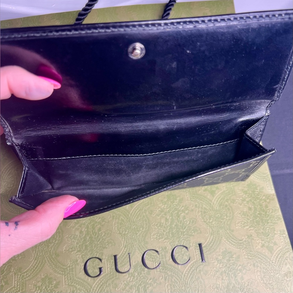 Authentic Gucci Wallet - Picture 7 of 10